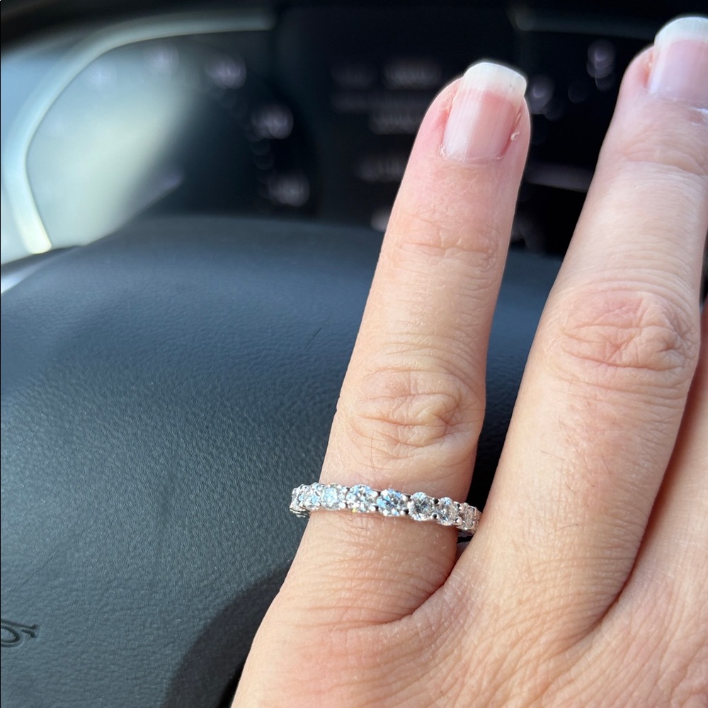 Elegant Silver Diamond Ring Moissanite NWT